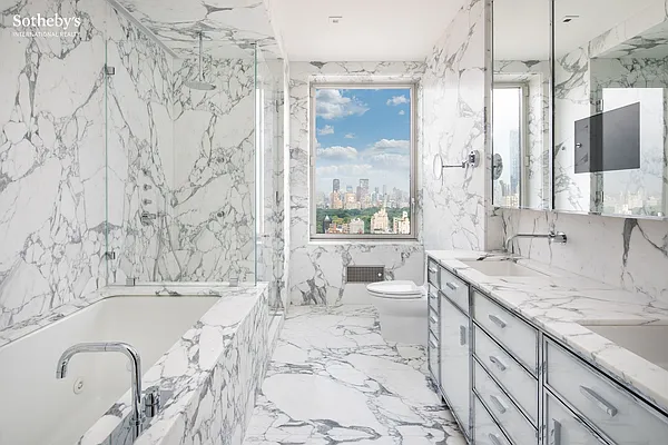 Sold by Sotheby's International Realty | media 8