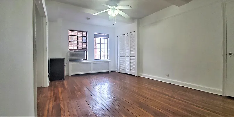 Rented by Compass | media 4