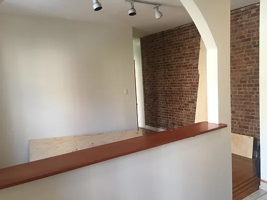 Rented by Crosstown Apartments NYC | media 20