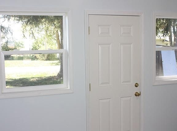 2nd image of 506 S Maple St