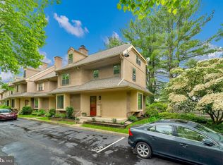 431 Eagle Rd #16, Wayne, PA 19087