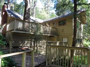 680 Rosehill Dr, Crestline, CA 92325