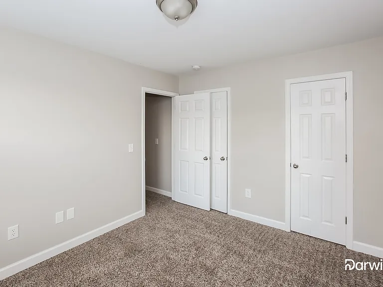 8812 Cornwall St — Photo 11