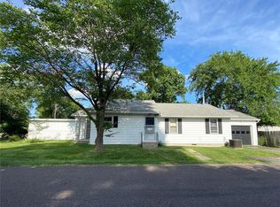 110 Giofre Ave, Maryville, IL