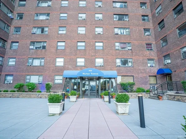 6515 Boulevard image 1 of 17