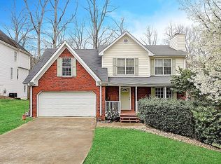 5383 Forest Dr, Loganville, GA