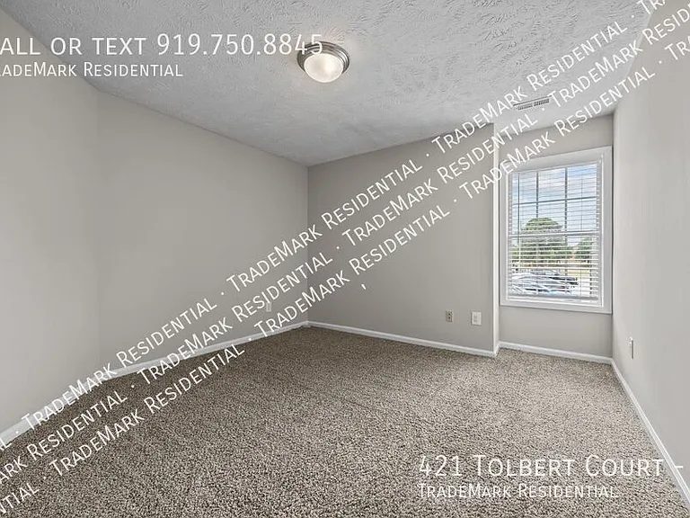 421 Tolbert Ct #C — Photo 13
