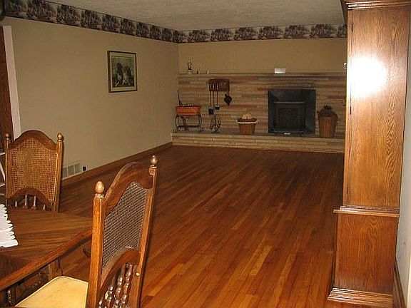 Living Room w/WB Stove