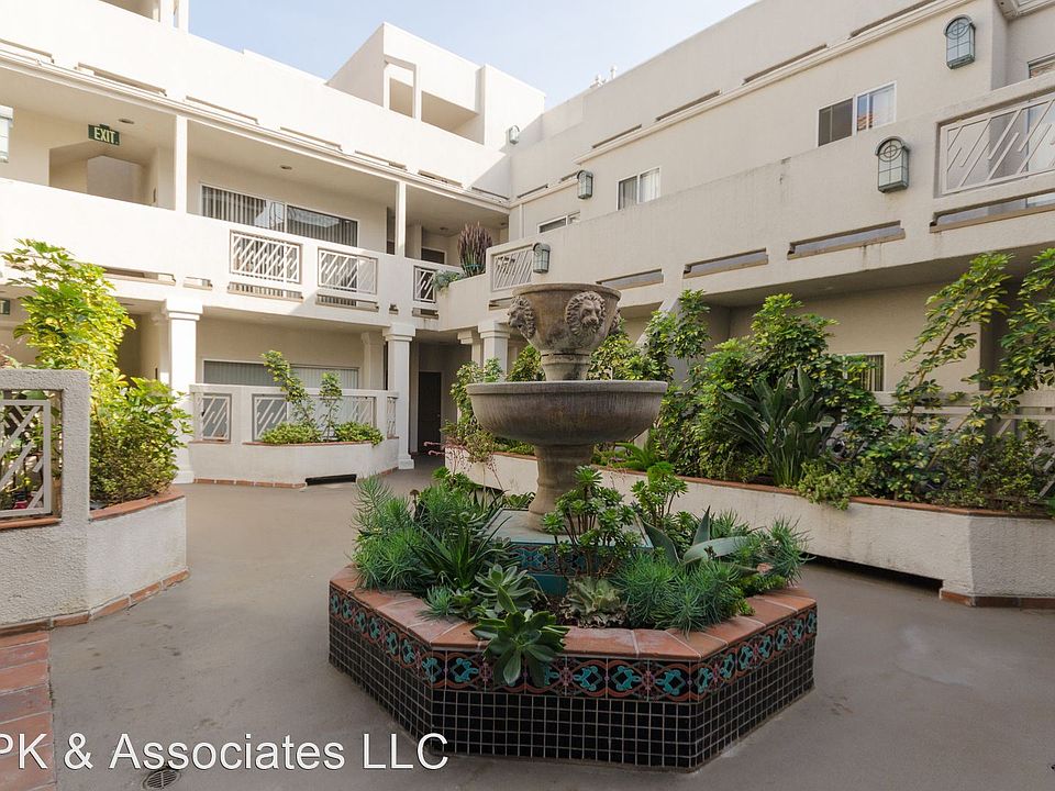 2nd image of 10740 Woodbine St #11422456