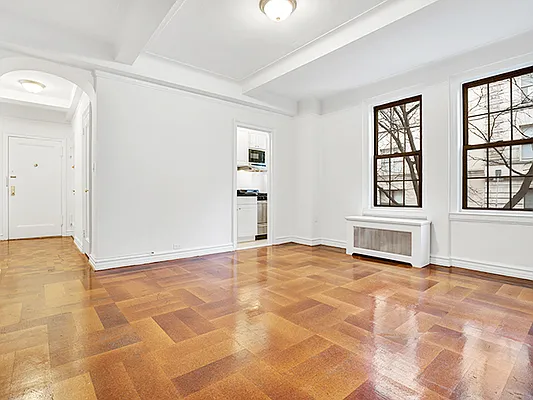 Rented by Cooper & Cooper Real Estate | media 20