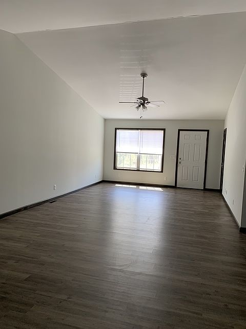 Spacious great room with vaulted ceiling