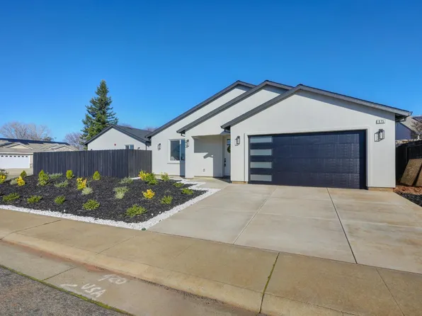 675 Oakshire Dr, Ione, CA 95640