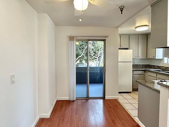 4th image of 3746 Mentone Ave APT 101