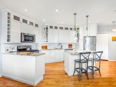 680 81st St APT 3H, Brooklyn, NY, 11228