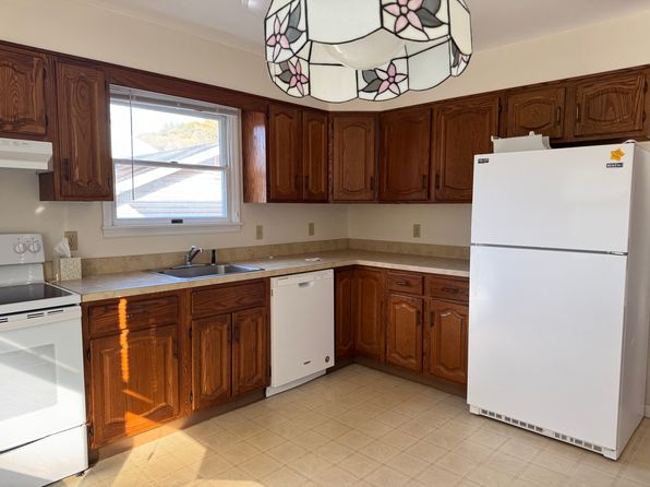 17 Intervale Ave FLOOR 1