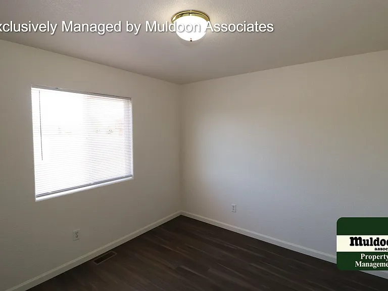 1661 W Siesta Dr — Photo 19