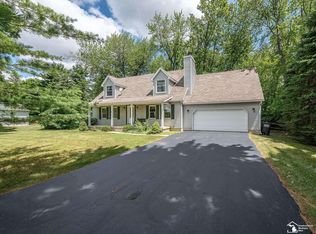 5554 E Albain Rd, Monroe, MI 48161