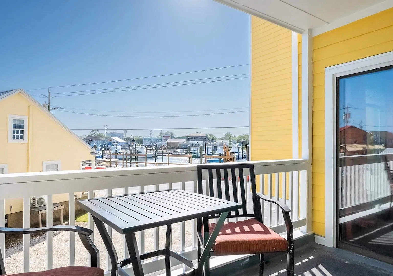 Fully Furnished Coastal Condo | Carolina Beach Boardwalk | Mid-Term & Off-Season Rental — Photo 3