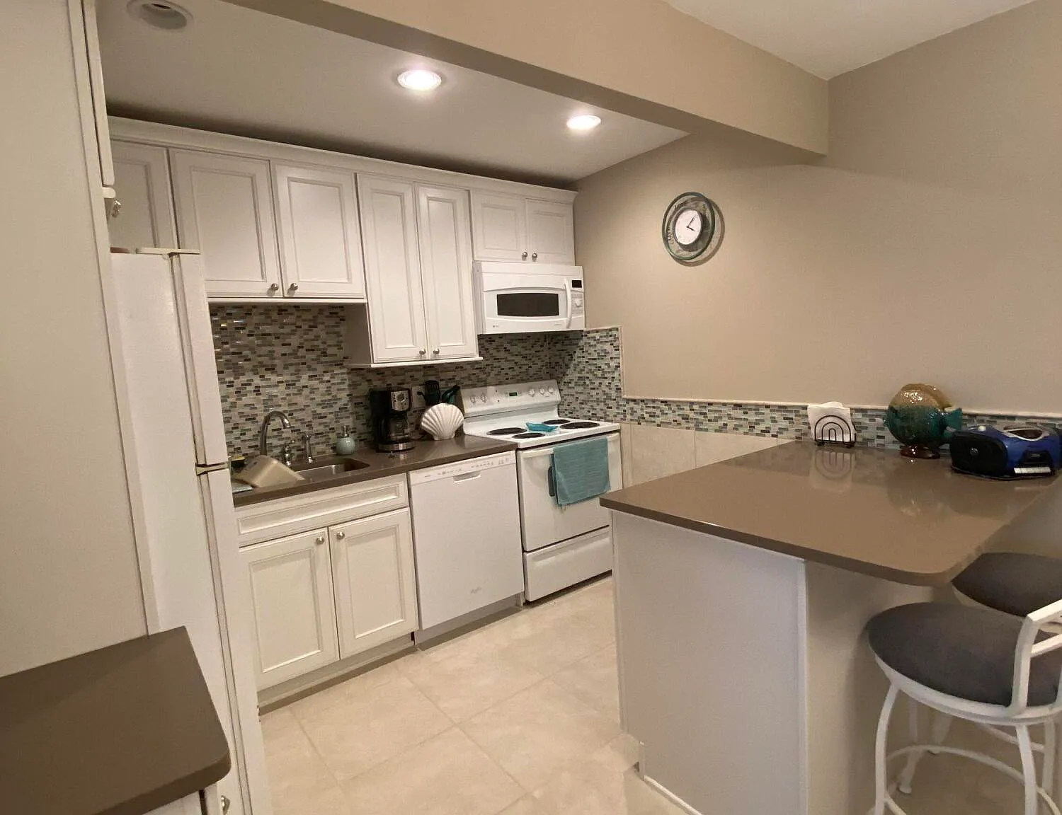 1 bed, $2,095 — Photo 3