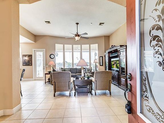 5th image of 38700 Oak Place Ct