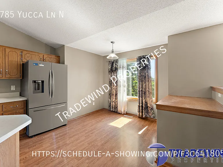 5785 Yucca Ln N — Photo 5