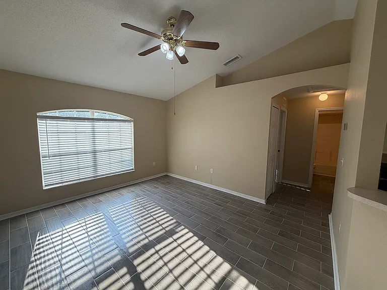 835 Lancaster Ave — Photo 6