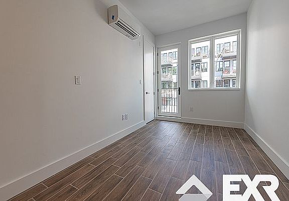 3rd image of 59 Troutman St