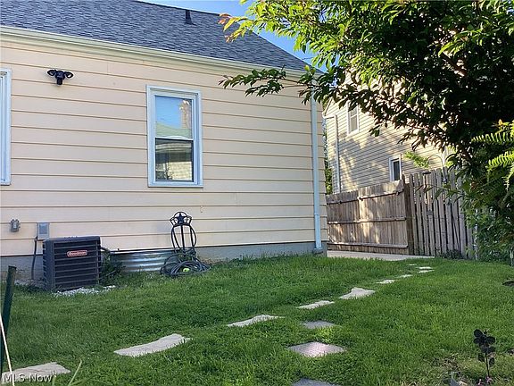 2nd image of 4225 Brookside Blvd