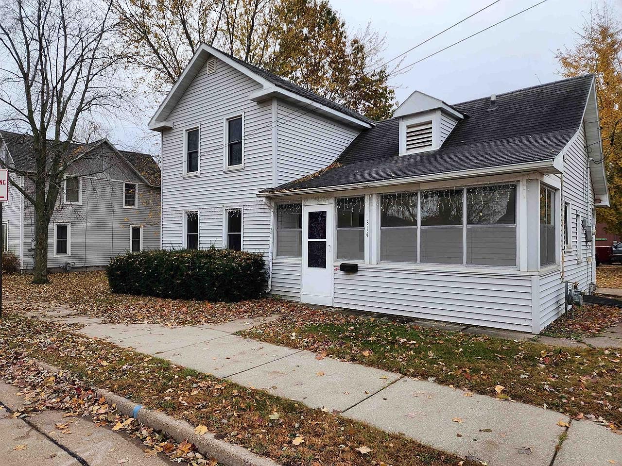 314 East Iowa St, Prairie Du Chien, WI 53821 Zillow