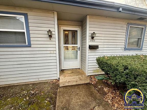 3rd image of 1727 W 26th St