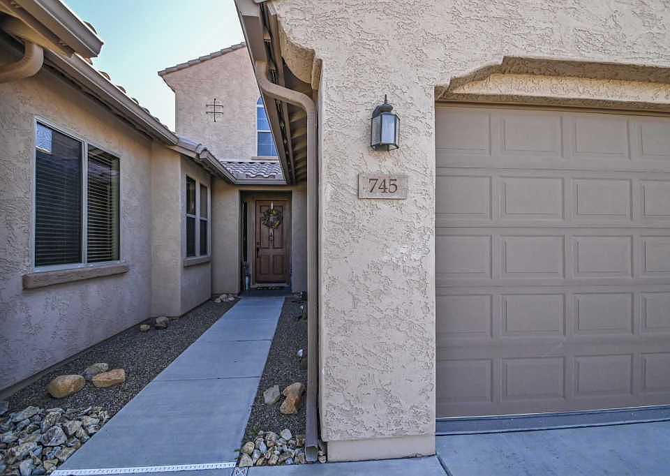 1st image of 745 W Camino Tunera