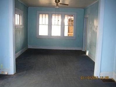 3rd image of 409 N Ash St