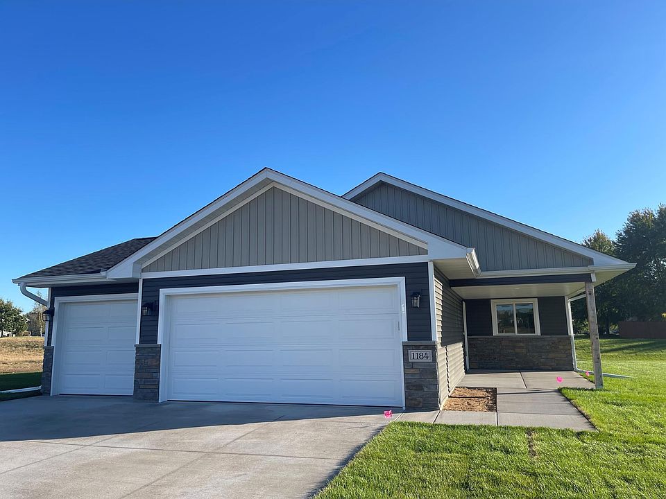 1st image of 1184 Wisteria Ln