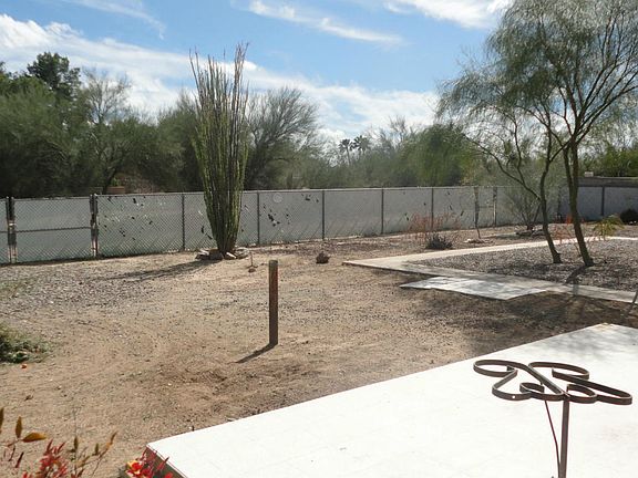 3rd image of 1241 W Calle De Cobre