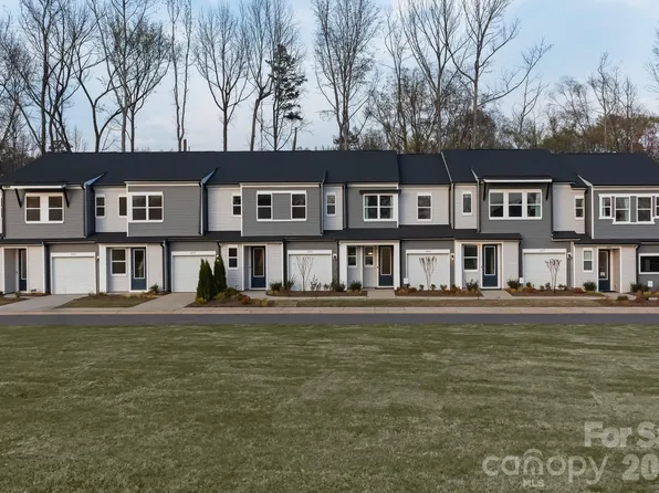 6029 Longar Ln, Charlotte, NC 28269