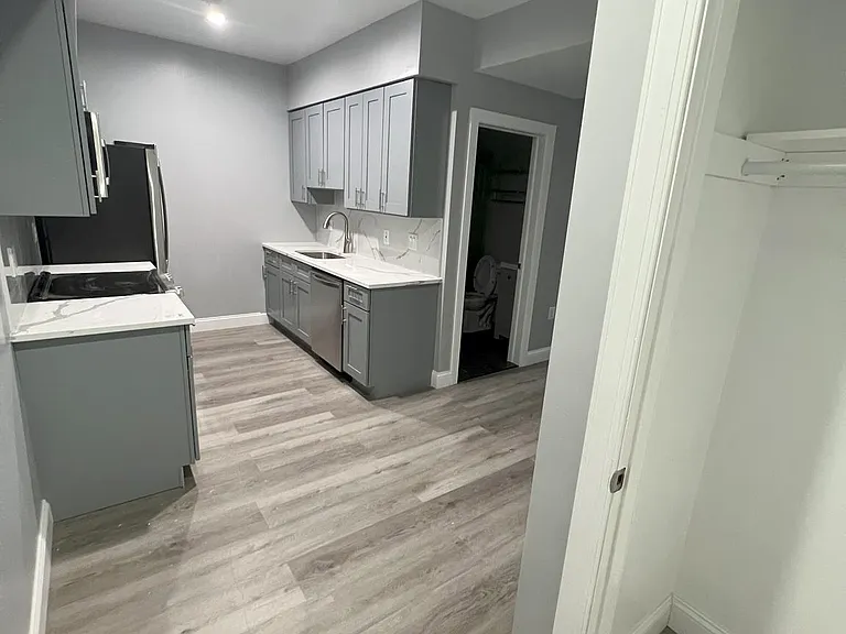 1611 Ridge Ave #3 — Photo 7