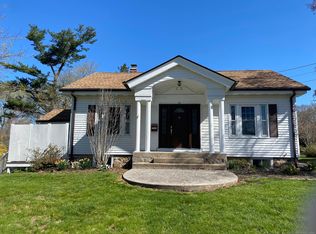 24 Chapman St, Groton, CT 06340