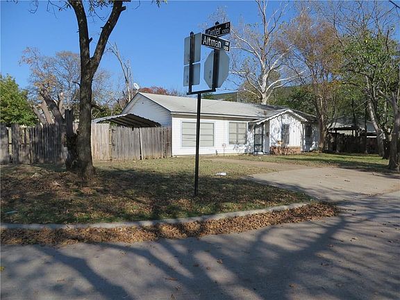 4th image of 1123 Altman Dr