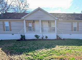 1055 Lake Rd #24, Westmoreland, TN 37186