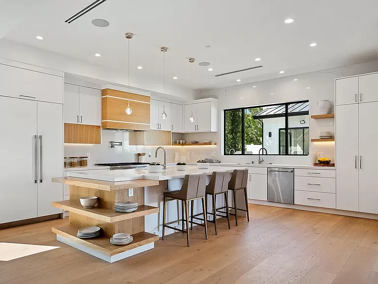 4425 Morse Ave — Photo 82