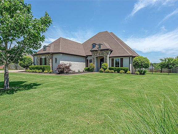 3rd image of 2141 Riverwater Ln