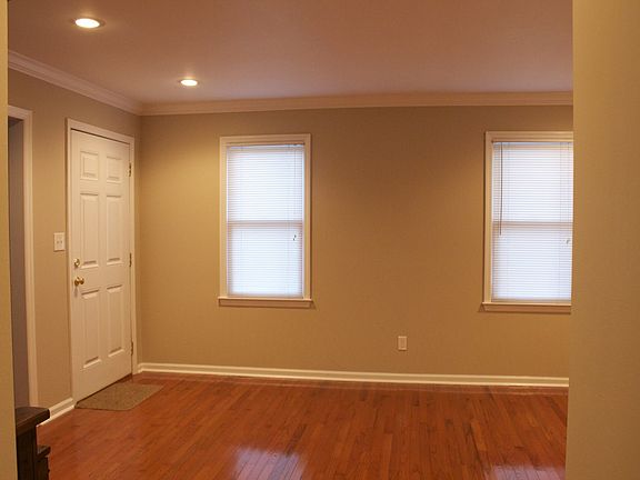 5th image of 3817 Hidden Springs Dr