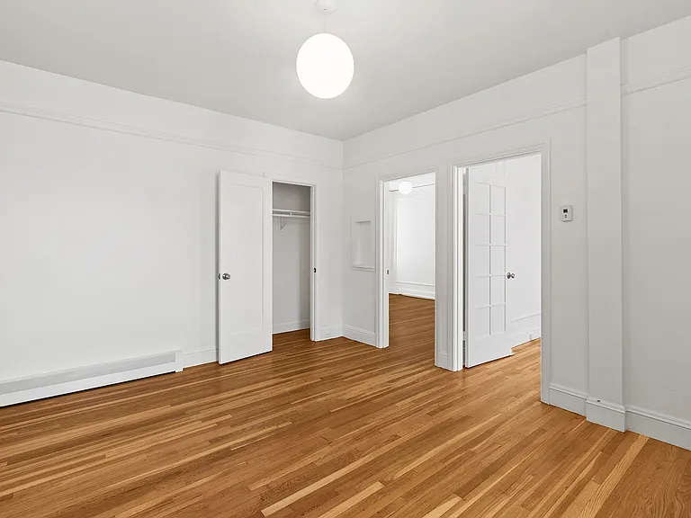 3260 Gough St #305 — Photo 2