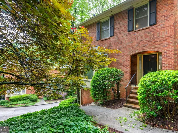 1354 Sheffield Glen Way NE, Atlanta, GA 30329