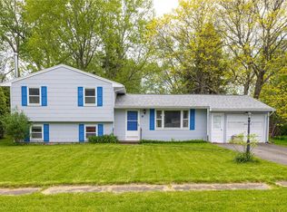 28 Jamee Ln, Rochester, NY 14606