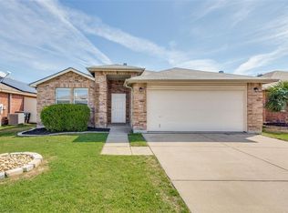 5160 Cliff Oaks Dr, Fort Worth, TX 76179