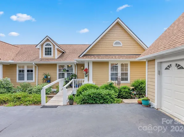 1803 Hyde Park Dr, Asheville, NC 28806