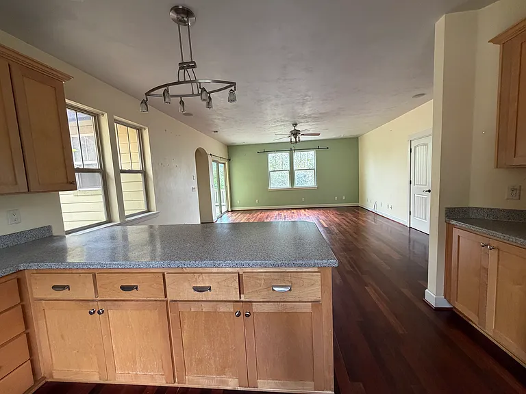 2659 Hendricks Ridge Dr — Photo 10