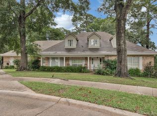 305 Royal Ln, Shreveport, LA 71106