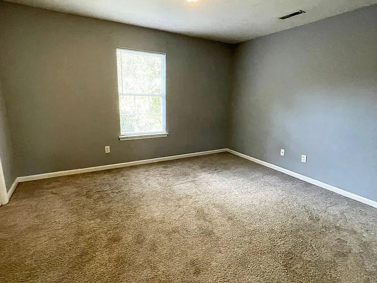 1647 Center Pointe Dr — Photo 12